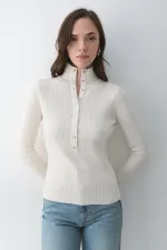 Krem Çıtçıtlı Boğazlı Kazak - 251037