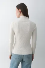 Krem Çıtçıtlı Boğazlı Kazak - 251037