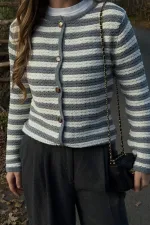 Gri - Ekru Çizgili Örme Hırka - 4390