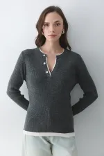 Antrasit - Krem 2 Patlı Düğmeli Kazak - 251023