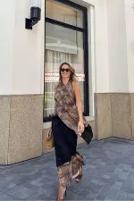 Robe asymétrique drapée à col halter