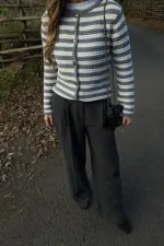 Gri - Ekru Çizgili Örme Hırka - 4390