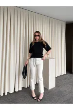 Bej Kesik Paça Detaylı Jean - 520