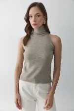 Débardeur à col roulé en vison - 251004