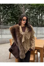 Ensemble broche et châle caramel, veste en polyviscose - 9707