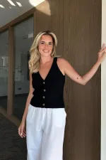 Siyah 4 Düğmeli Yelek