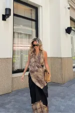 Robe asymétrique drapée à col halter