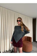 Pull asymétrique anthracite à col bateau - 251193