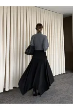 Jupe noire à ceinture froncée - 3366