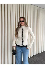 Ekru Dik Yaka Dantel Detaylı Hırka - 2726