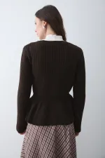 Gilet plissé marron à 3 boutons - 251065