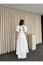 Beyaz %100 Pamuk Sırtı Açık Fisto Elbise - 8235