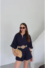 Ensemble chemise et short bleu marine avec ceinture tissée