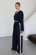 Ensemble bleu marine à capuche et finitions soignées - 8569