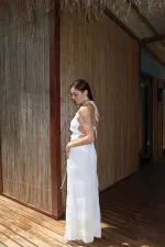 Ensemble chemisier et jupe en mousseline blanche à paillettes