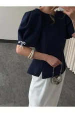 Lacivert Kolu İnci Fiyonk Detaylı Bluz - 5001