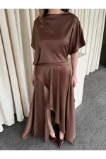 Kahverengi Saten Yırtmaçlı Elbise - 2026