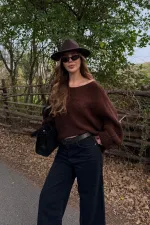 Kahverengi Kayık Yaka Kazak - 4338