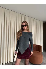 Pull asymétrique anthracite à col bateau - 251193