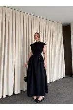 Siyah Vatkalı Elbise - 25193