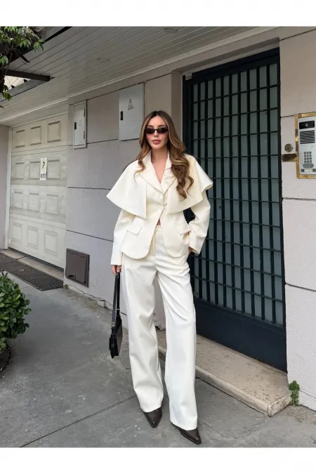 Ekru Pelerin Detaylı Ceket Pantolon Takım - 202604