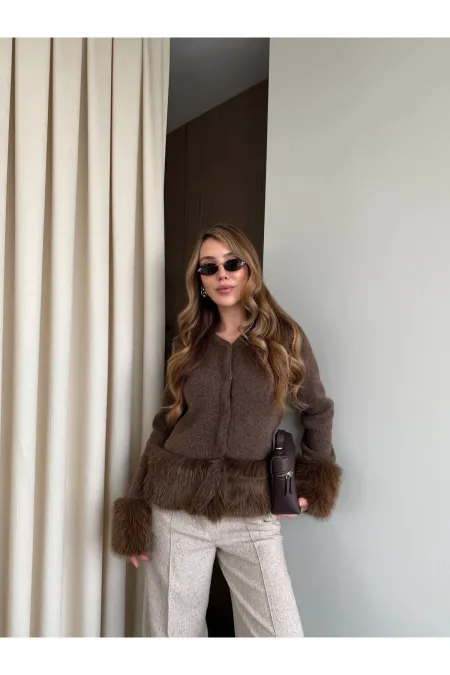 Kahverengi Kolları Kürklü Hırka - 251104