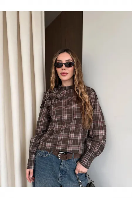 Kahverengi Yakası Fiyonk Detaylı Gömlek - 507