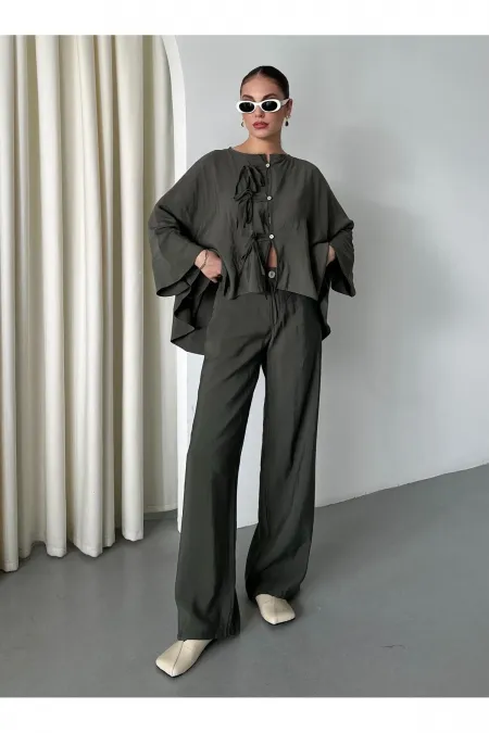 Ensemble chemisier et pantalon kaki avec détails de surpiqûres au col - 9002