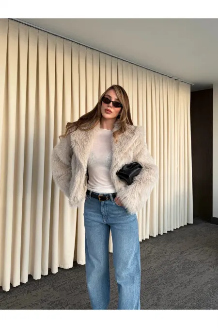 Manteau en fourrure beige - 9679