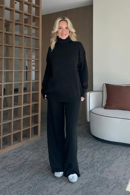 Ensemble pull à col roulé noir en maille côtelée - 4671