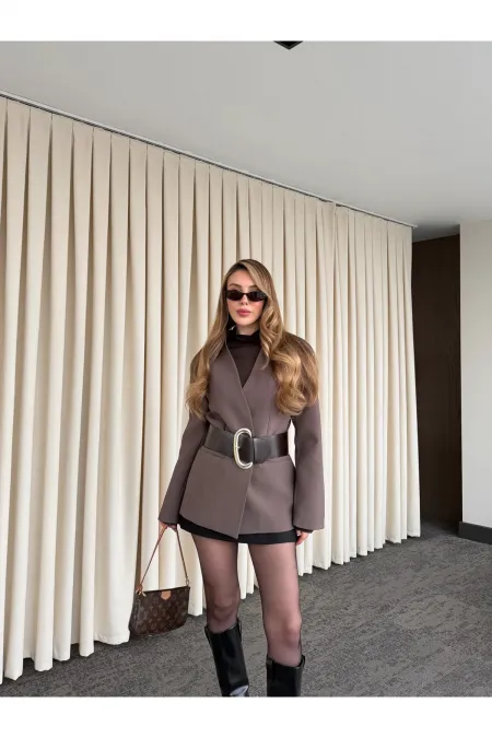 Veste en satin marron ceinturée - 9691