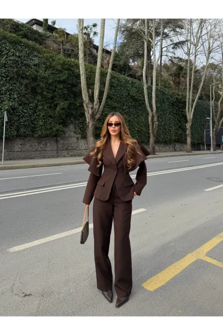 Kahverengi Pelerin Detaylı Ceket Pantolon Takım - 202604