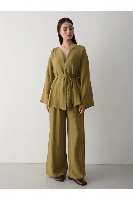 Ensemble chemise et pantalon kaki à plusieurs boutons 100 % coton