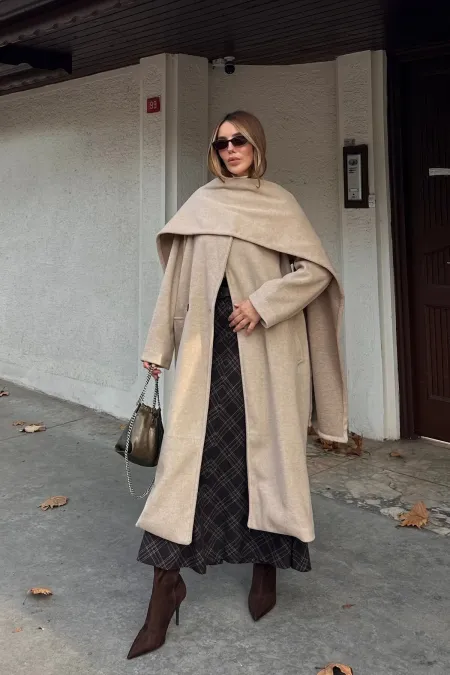 Bej Atkı Detaylı Uzun Kaban - 85163