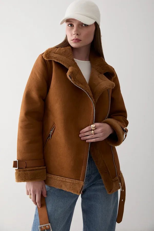Manteau doublé de fourrure marron