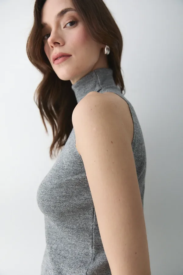 Débardeur gris à col roulé - 251004