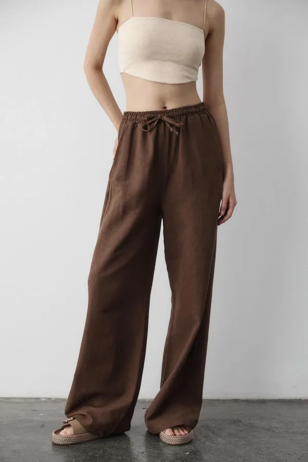 Pantalon marron en coton et lin avec taille élastique
