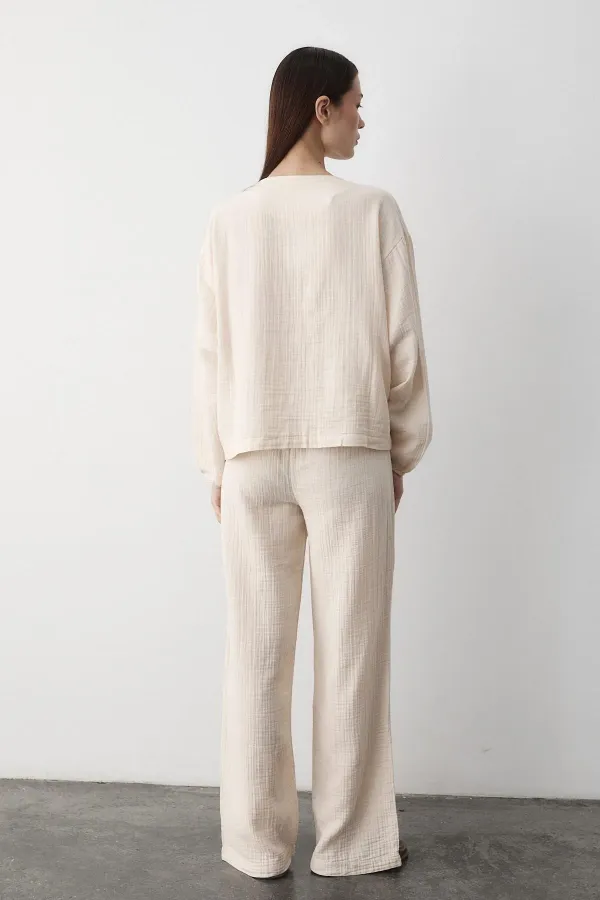 Ensemble chemisier et pantalon beige 100 % coton à nouer