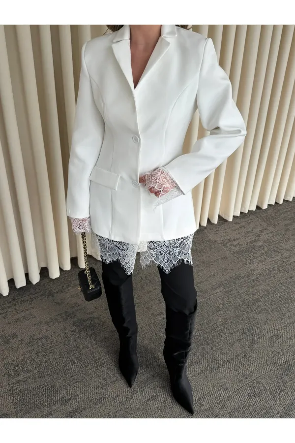 Beyaz Eteği Manşeti Dantelli Ceket - 2861