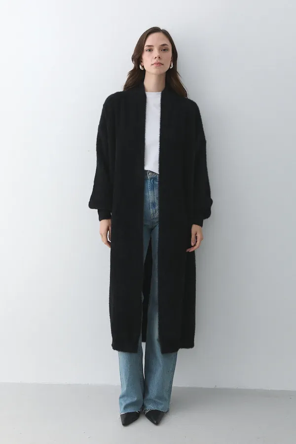 Gilet long noir en maille - 251015