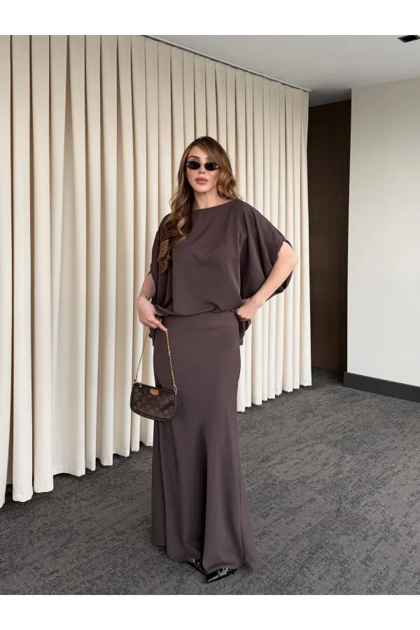 Kahverengi Omuz Drapeli Saten Bluz Etek Takım - 8005
