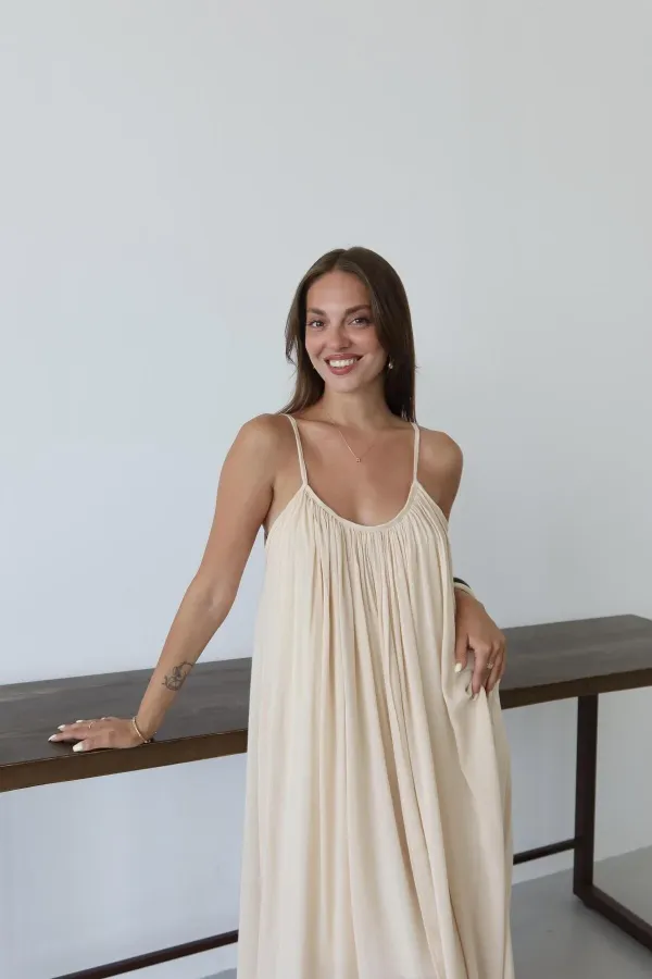 Taş Askılı Rahat Kesim Elbise