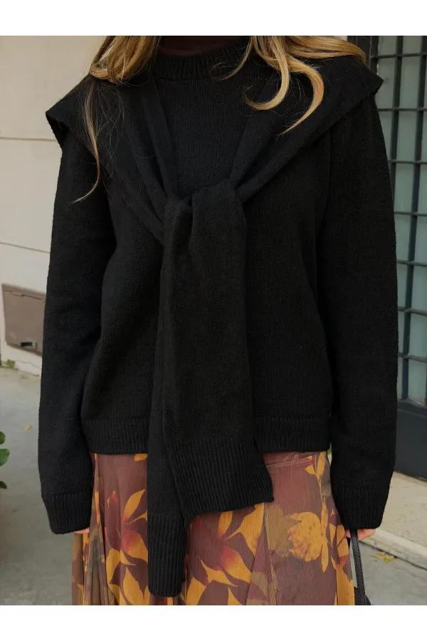 Siyah Şal Detaylı Kazak - 251180