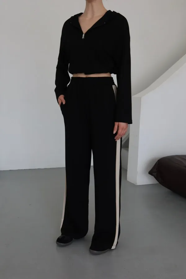 Ensemble bleu marine à capuche et finitions soignées - 8569