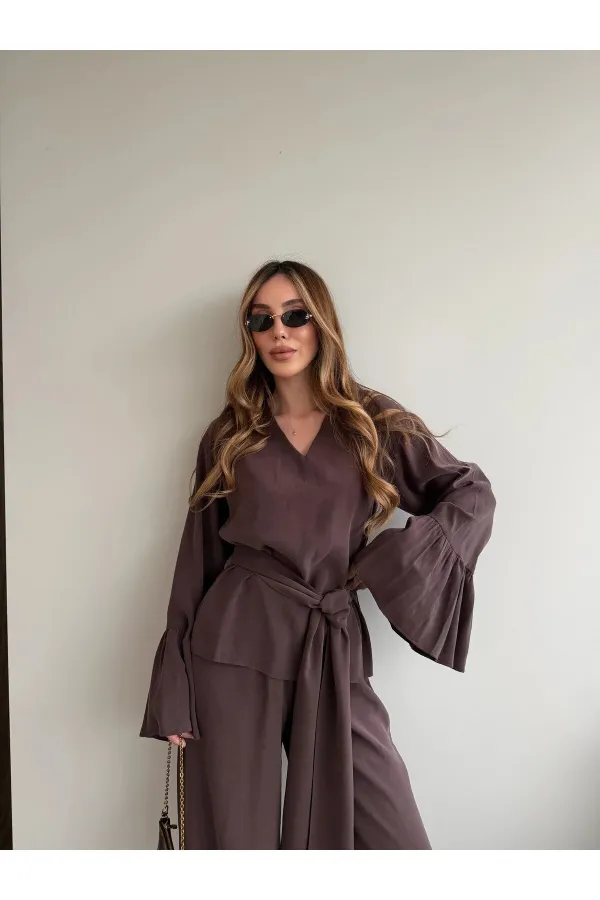 Brown Blouse and Pants Set with Ruffled Sleeves - 0812 Brown Blouse and Pants Set with Ruffled Sleeves - 0812