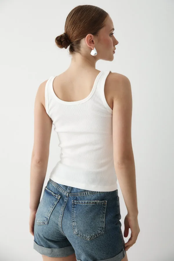 Açık Ekru Önden Düğmeli Atlet - 251001