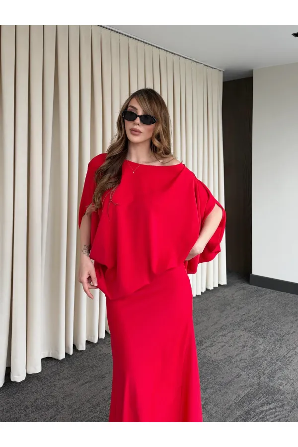 Kırmızı Omuz Drapeli Saten Bluz Etek Takım - 8005