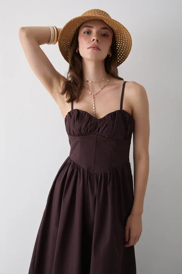 Robe en popeline marron avec détail à la taille - 2001