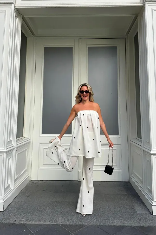 Beyaz Siyah Puantiyeli Straplez Bluz Pantolon Takım