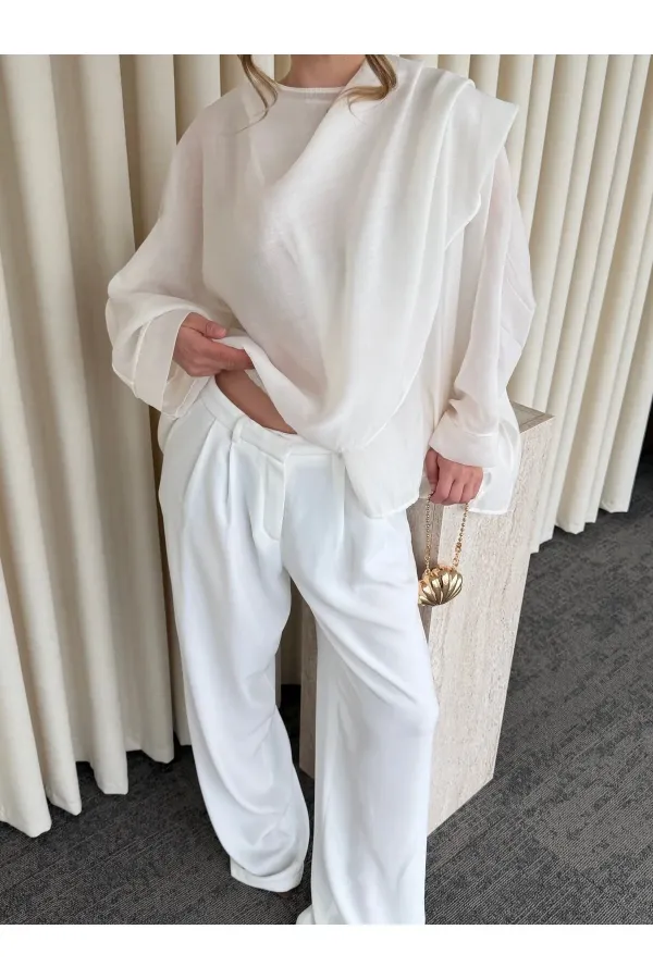 Beyaz Uçuşan Pelerin Panço - 0901